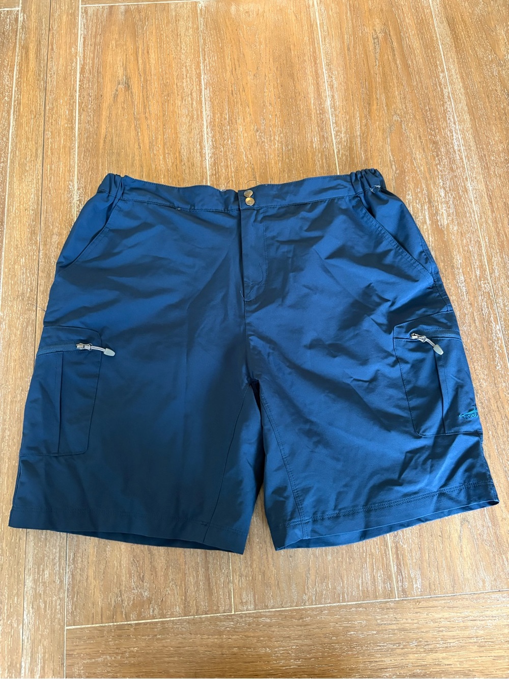 Men's Hybrid Active Shorts in Navy - Casual Performance